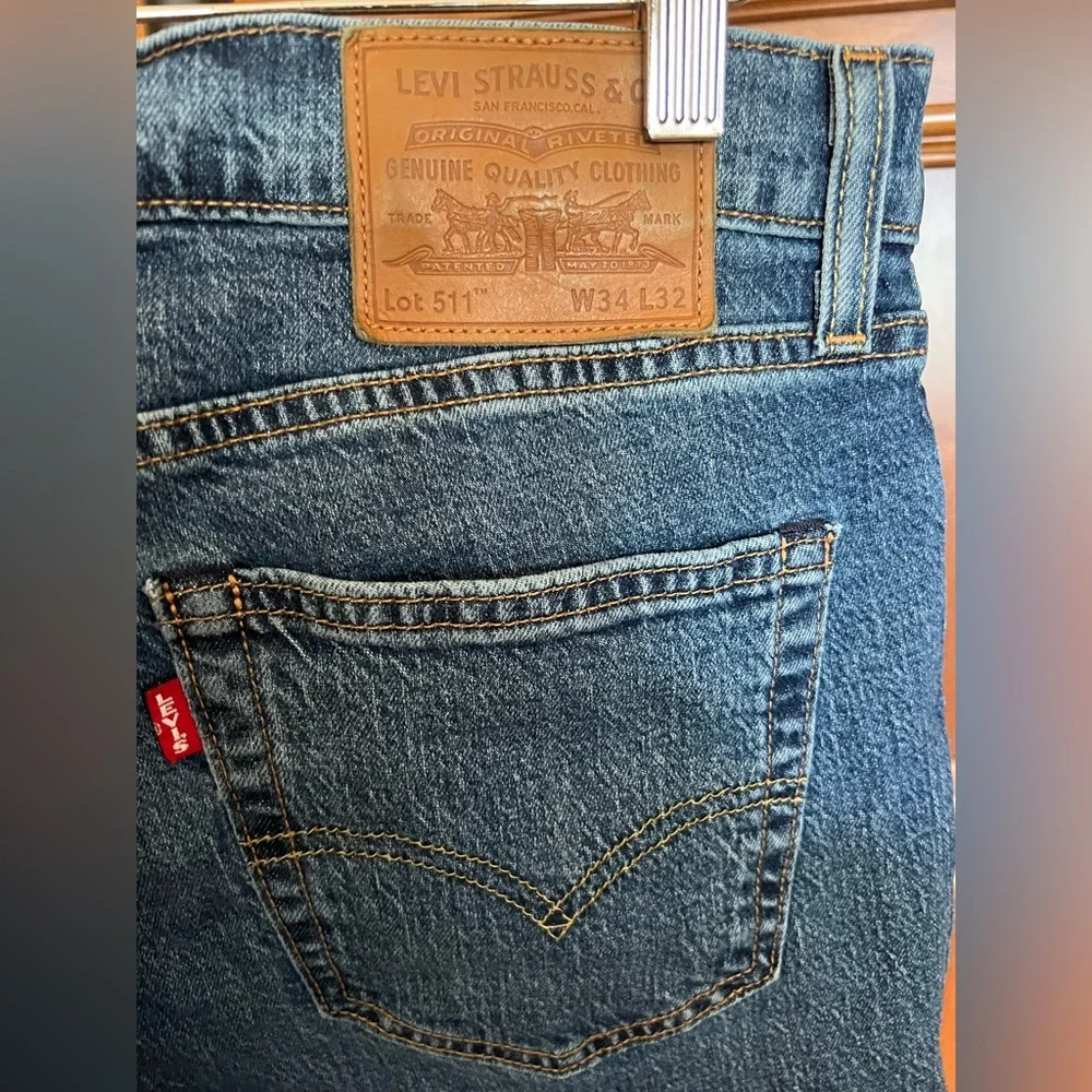 Levi’s Premium Men’s Jeans 511 Slim Medium Wash Blue Size 34